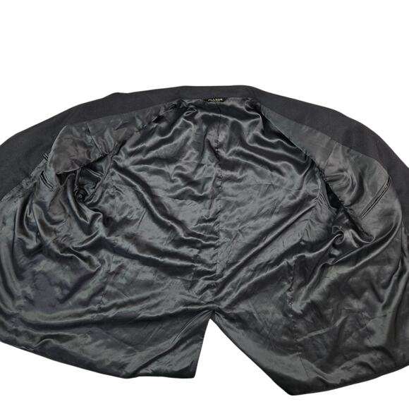 Jos A Bank Black Cashmere Sport Coat Blazer Jacket Size 48S Two Button - Picture 3 of 6